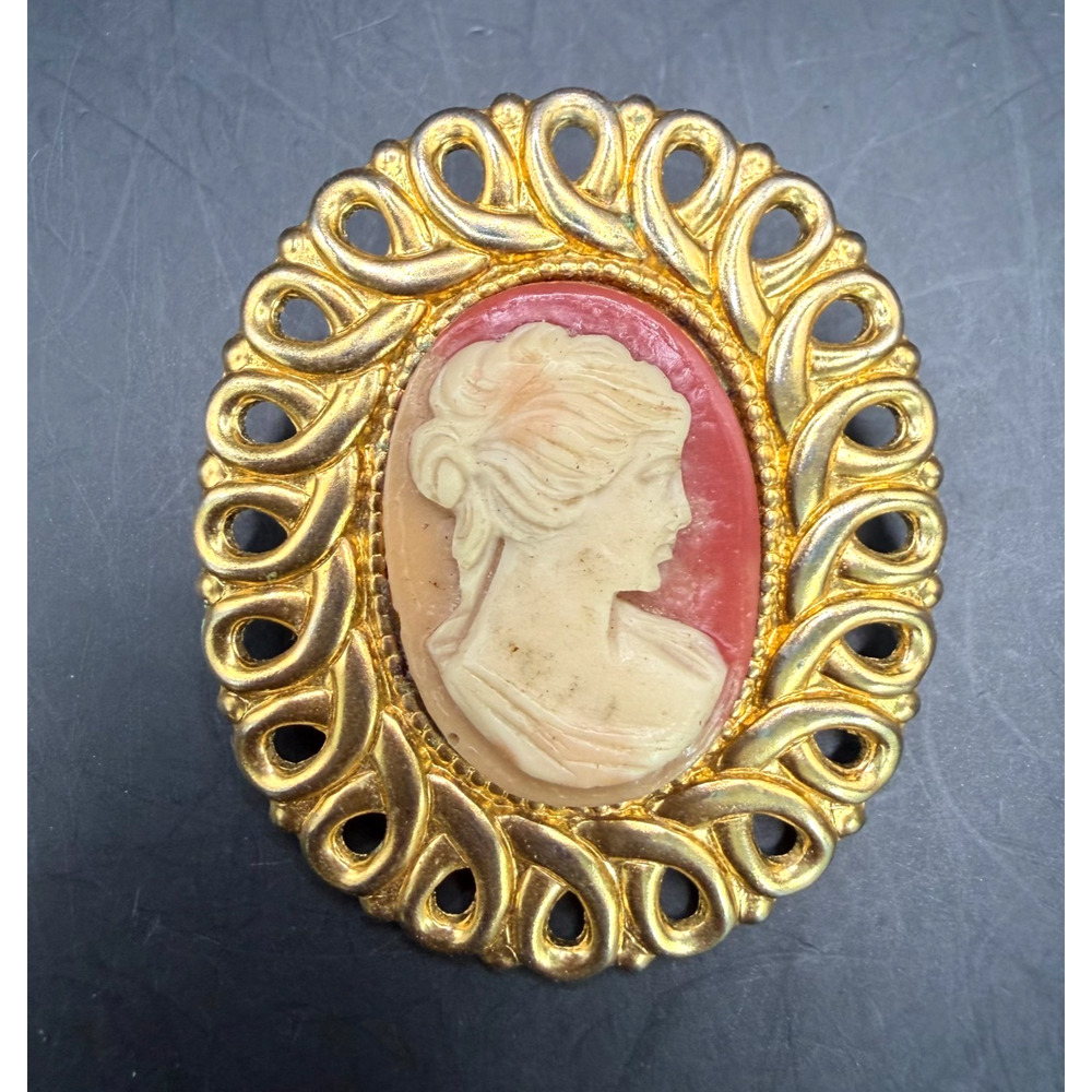 Vintage Cameo Brooch Pink White Lady Gold Tone Openwork Frame Victorian Revival